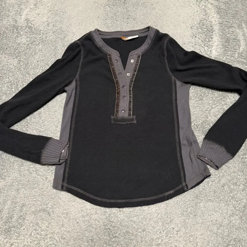 Free People Shirt Womens Small Black Carly Henley Thermal Long Sleeve